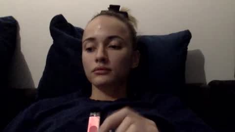 sweetsatalana online show from May 20, 2026, 11:55 pm