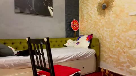 SweetScribe online show from February 23, 2025, 8:28 am