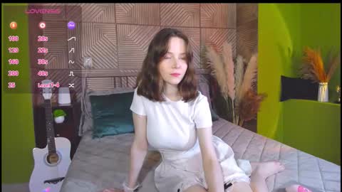 Alice online show from September 16, 2025, 1:23 pm