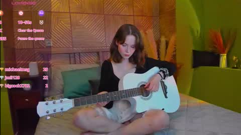 Alice online show from September 21, 2025, 1:46 pm