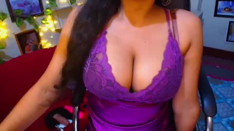 SweetSour online show from November 6, 2025, 1:12 pm