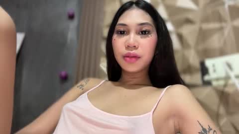 yanny online show from September 14, 2025, 4:06 pm