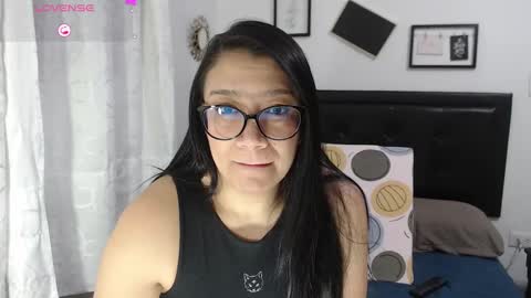 Snapshot of sweetstormi chatting on March 12, 2025, 8:41 am Stormi online show from March 12, 2025, 8:41 am