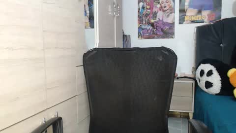 sweett_candy1 online show from November 30, 2025, 2:37 am