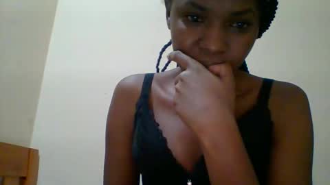 Snapshot of sweett_kimmie chatting on April 9, 2026, 8:14 pm sweett_kimmie online show from April 9, 2026, 8:14 pm