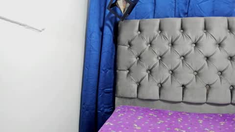 Snapshot of sweett_luna_19 chatting on January 14, 2026, 12:44 pm sweett_luna_19 online show from January 14, 2026, 12:44 pm