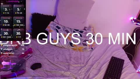 Snapshot of sweett_minionn chatting on April 19, 2026, 6:10 pm IG valeen mo Vale My schedule Monday to Friday900 am - 300 pm online show from April 19, 2026, 6:10 pm