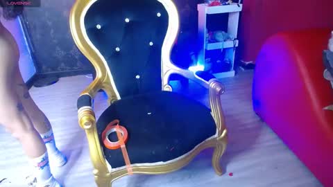 Sweett pleasure online show from September 12, 2025, 5:46 pm