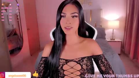 Snapshot of sweett_shinexx chatting on May 7, 2026, 6:52 am angel online show from May 7, 2026, 6:52 am