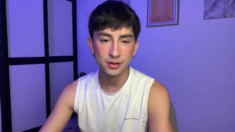 Snapshot of sweettaaron chatting on June 3, 2026, 12:46 am Andy online show from June 3, 2026, 12:46 am