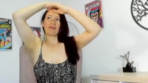 Snapshot of sweetteve chatting on April 16, 2026, 10:49 am sweeteve online show from April 16, 2026, 10:49 am