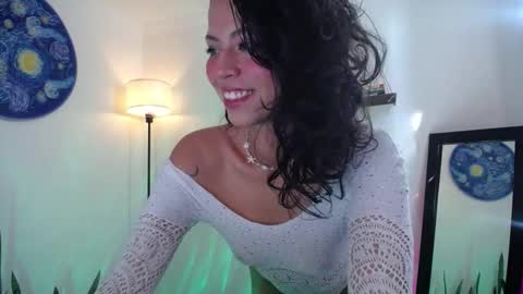 Snapshot of sweettianna chatting on September 25, 2025, 1:59 pm shamanta Independent modelHelp me reach 100 thumbs up online show from September 25, 2025, 1:59 pm