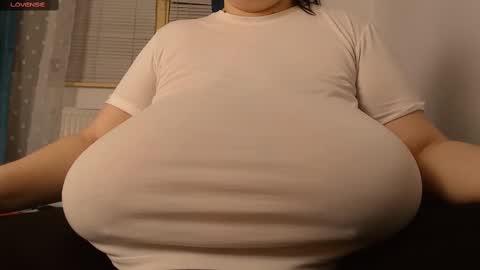 Maya online show from February 19, 2025, 5:27 pm