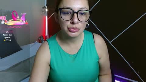 Scarlet online show from October 21, 2025, 11:55 am