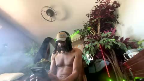 Snapshot of sweetwilly10 chatting on July 16, 2026, 5:30 pm Jay Winters Sweet Willy 10 online show from July 16, 2026, 5:30 pm