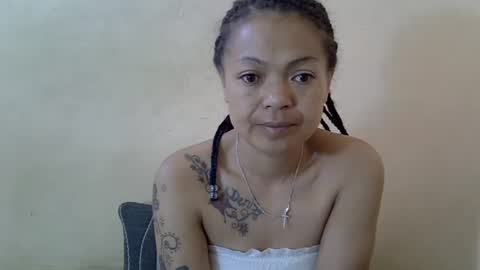 Snapshot of sweety_angel_7 chatting on October 3, 2025, 5:37 am Sarah online show from October 3, 2025, 5:37 am