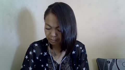 Snapshot of sweety_angel_7 chatting on October 6, 2025, 2:31 am Sarah online show from October 6, 2025, 2:31 am