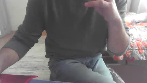 sweety_boy21 online show from January 11, 2025, 1:32 pm