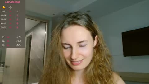 Snapshot of sweety_fruits chatting on November 8, 2025, 4:51 pm sweety_fruits online show from November 8, 2025, 4:51 pm