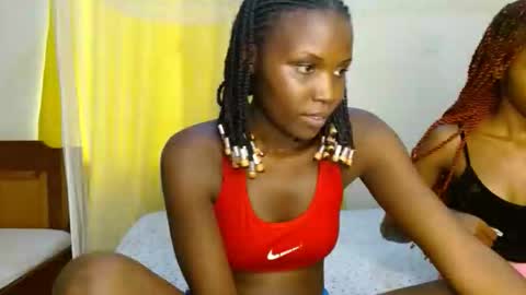 Snapshot of sweety_spixxy chatting on April 20, 2026, 8:50 am Dolly online show from April 20, 2026, 8:50 am