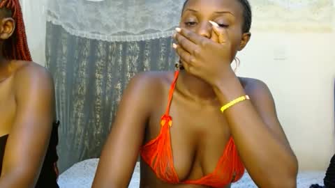 Snapshot of sweety_spixxy chatting on April 28, 2026, 2:27 am Dolly online show from April 28, 2026, 2:27 am