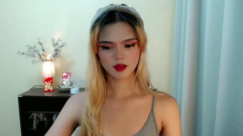 Snapshot of sweetytrannygirlxx chatting on January 14, 2025, 4:57 am Megan online show from January 14, 2025, 4:57 am