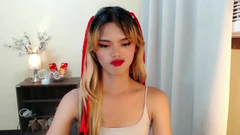 Snapshot of sweetytrannygirlxx chatting on January 27, 2025, 7:14 am Megan online show from January 27, 2025, 7:14 am