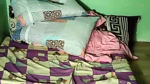 Snapshot of sweetyummygirl chatting on February 6, 2025, 5:25 am Sweetyummygirl online show from February 6, 2025, 5:25 am