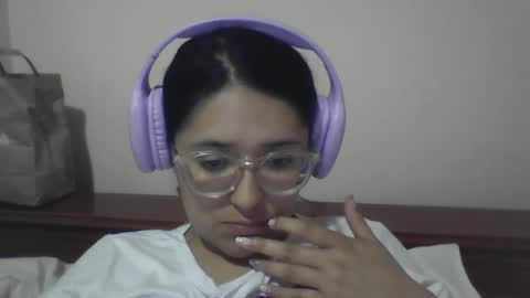 Snapshot of sweetyypeach chatting on December 5, 2024, 4:53 am sweetyypeach online show from December 5, 2024, 4:53 am