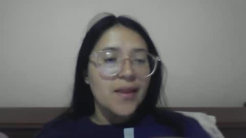 Snapshot of sweetyypeach chatting on December 11, 2024, 4:18 am sweetyypeach online show from December 11, 2024, 4:18 am