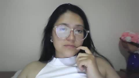 Snapshot of sweetyypeach chatting on January 9, 2025, 3:47 am sweetyypeach online show from January 9, 2025, 3:47 am