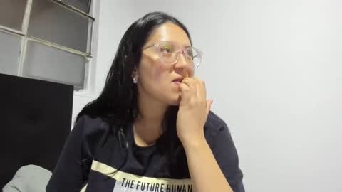 Snapshot of sweetyypeach chatting on January 14, 2025, 3:11 am sweetyypeach online show from January 14, 2025, 3:11 am