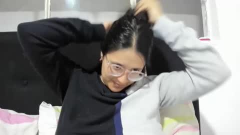 Snapshot of sweetyypeach chatting on January 17, 2025, 6:15 am sweetyypeach online show from January 17, 2025, 6:15 am