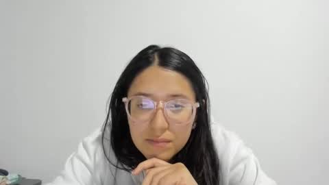 Snapshot of sweetyypeach chatting on January 18, 2025, 5:31 am sweetyypeach online show from January 18, 2025, 5:31 am