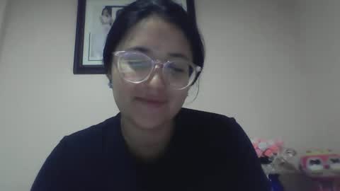 Snapshot of sweetyypeach chatting on February 4, 2025, 3:33 am sweetyypeach online show from February 4, 2025, 3:33 am