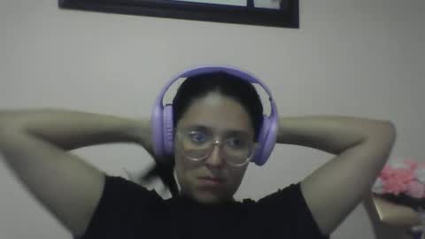 Snapshot of sweetyypeach chatting on February 20, 2025, 2:51 am sweetyypeach online show from February 20, 2025, 2:51 am