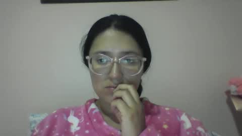 Snapshot of sweetyypeach chatting on March 11, 2025, 3:05 am sweetyypeach online show from March 11, 2025, 3:05 am