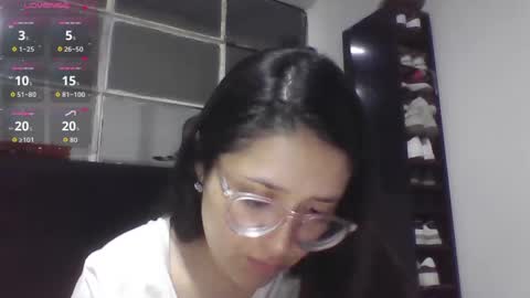 Snapshot of sweetyypeach chatting on September 19, 2025, 3:41 am sweetyypeach online show from September 19, 2025, 3:41 am