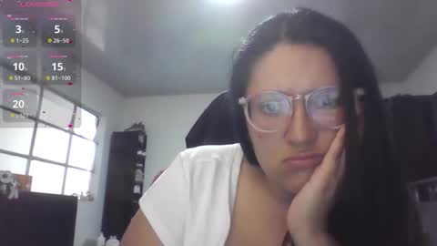 Snapshot of sweetyypeach chatting on October 24, 2025, 8:49 pm sweetyypeach online show from October 24, 2025, 8:49 pm