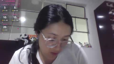 Snapshot of sweetyypeach chatting on October 27, 2025, 11:20 pm sweetyypeach online show from October 27, 2025, 11:20 pm