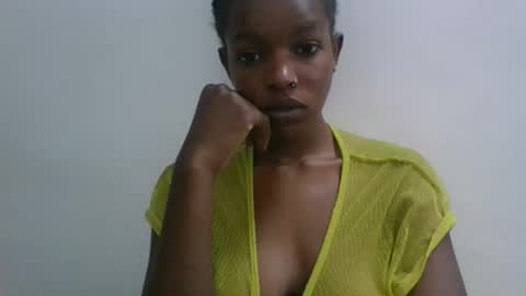 Snapshot of sweetz_candice chatting on September 21, 2025, 11:34 am sweetz_candice online show from September 21, 2025, 11:34 am