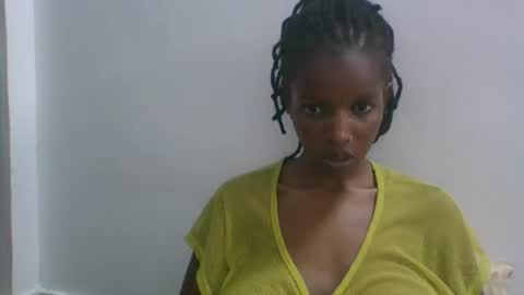 Snapshot of sweetz_candice chatting on September 28, 2025, 11:48 am sweetz_candice online show from September 28, 2025, 11:48 am