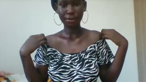 sweevagina22 online show from February 8, 2026, 2:53 pm