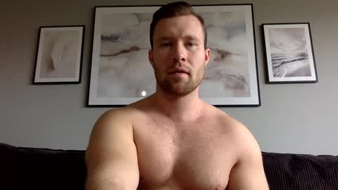 swekingxx online show from February 27, 2025, 9:54 am