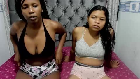 swett_mila_ online show from November 21, 2025, 6:39 pm