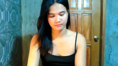 Snapshot of swettie_rhea chatting on June 28, 2026, 6:30 am Rhea online show from June 28, 2026, 6:30 am