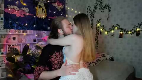 Snapshot of swiity_room_ chatting on July 16, 2026, 4:13 pm Slavik Vikulik online show from July 16, 2026, 4:13 pm