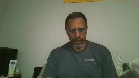 swimmerbod2495 online show from March 8, 2026, 6:50 am