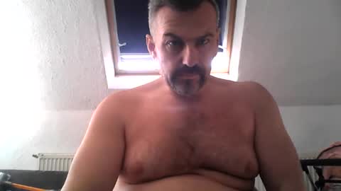swinger_men_austria online show from March 18, 2026, 9:56 am