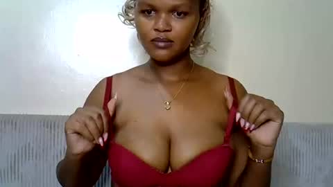swirybulm68 online show from July 30, 2026, 3:33 pm